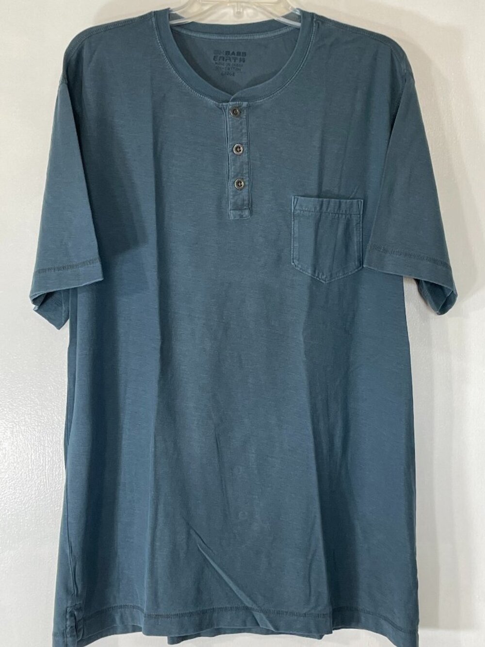 GH Bass Earth Men’s Blue Short Sleeve Henley Size Large 100% Cotton Excellent